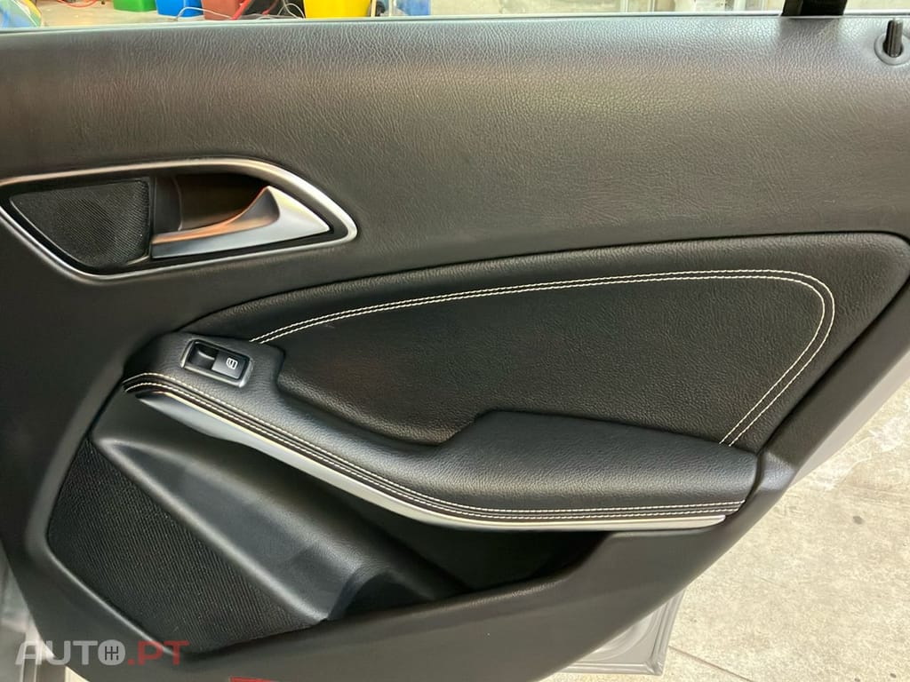 Mercedes-Benz CLA 180 d Shooting Brake Urban