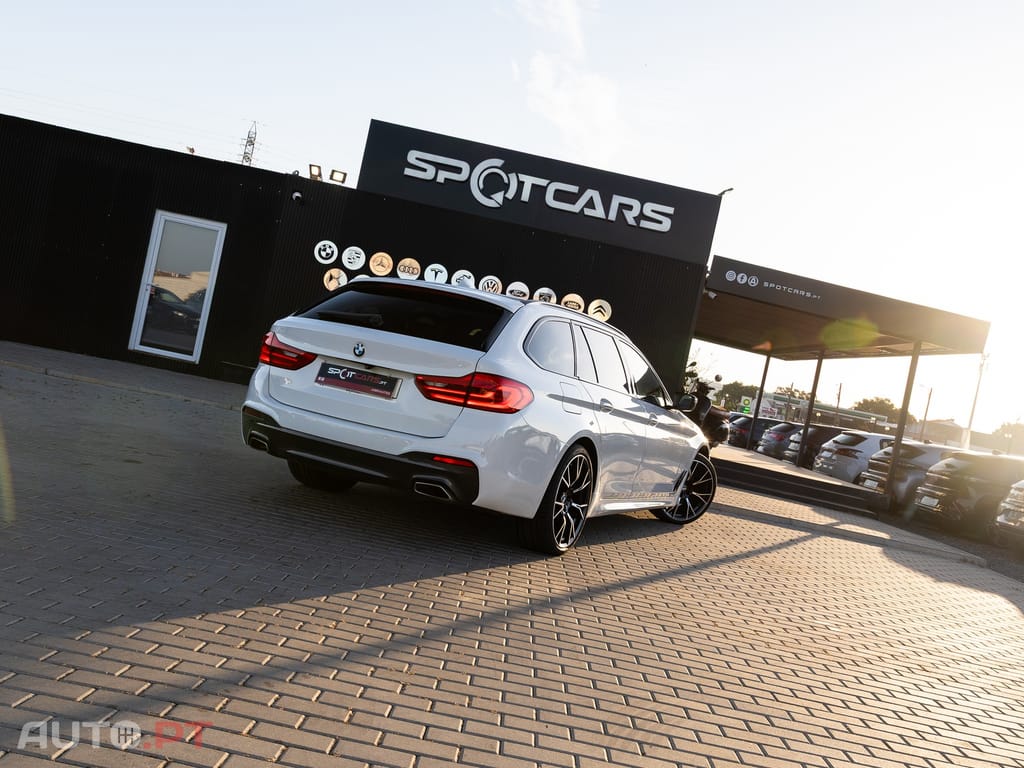 BMW 520 d Pack Desportivo M Auto