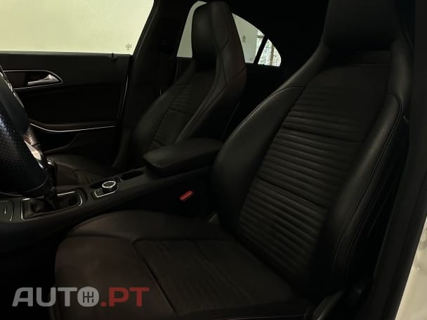 Mercedes-Benz CLA 180 AMG line