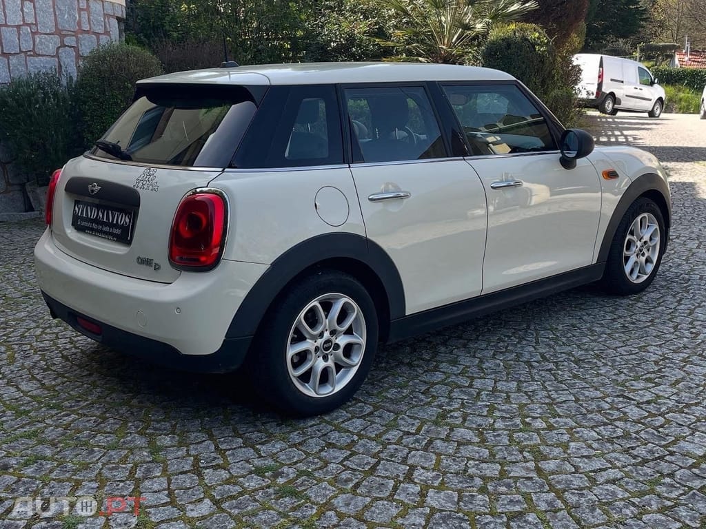 MINI Cooper One D