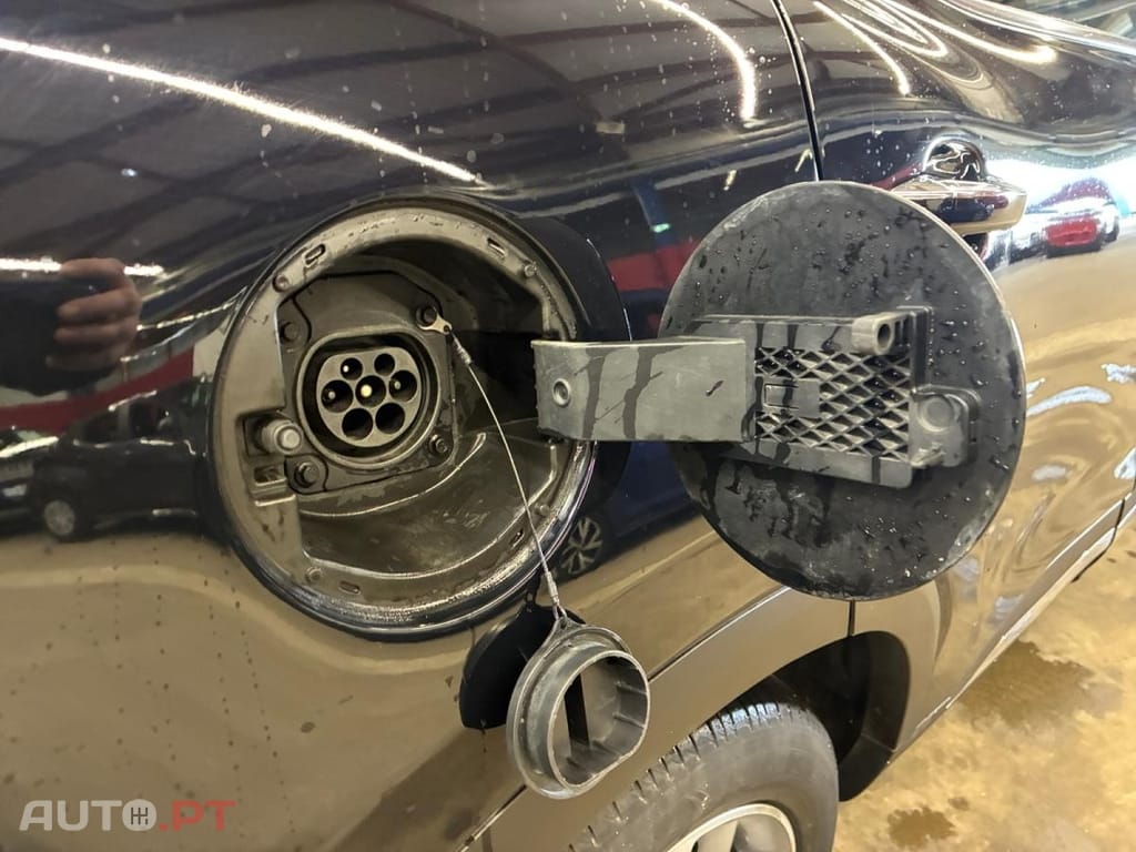 MG EHS 1.5 T-GDI Plug-in Hybrid Luxury