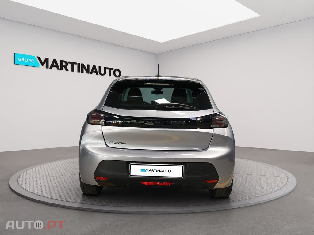 Peugeot E-208 50 kWh Active