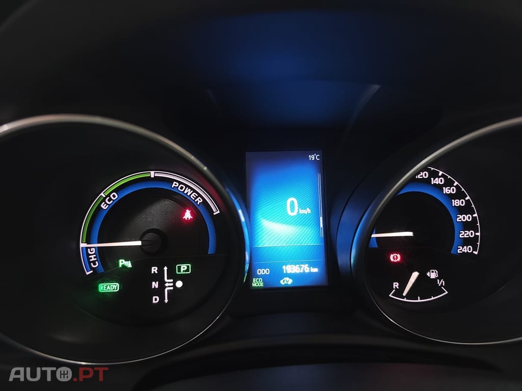 Toyota Auris Touring Sports 1.8 HSD Exclusive+Navi
