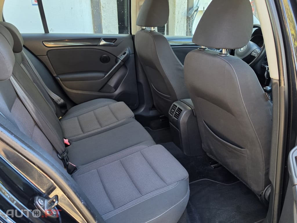 Volkswagen Golf 1.6 TDi Confortline