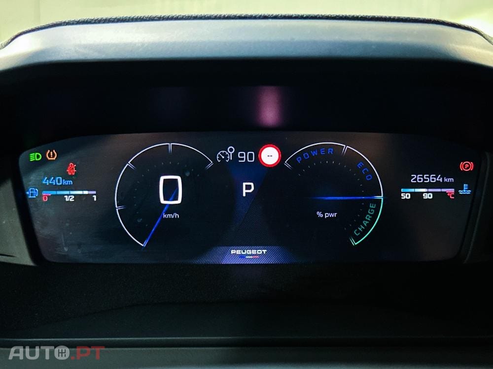 Peugeot 208 1.2 Hybrid Allure e-DCS6