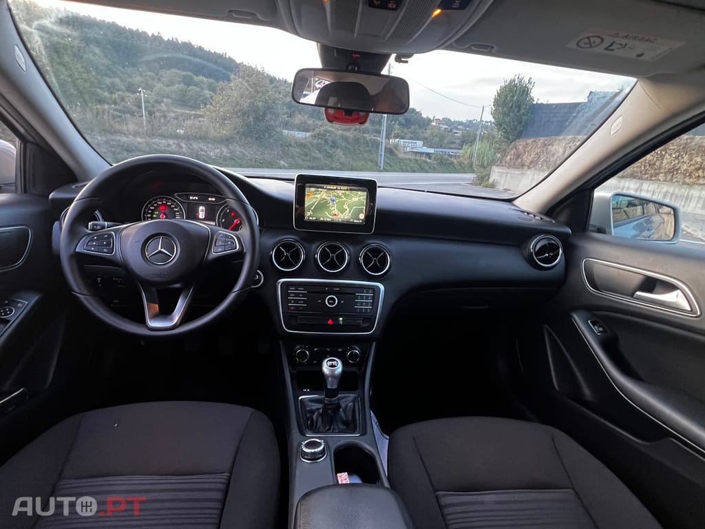 Mercedes-Benz A 180 d
