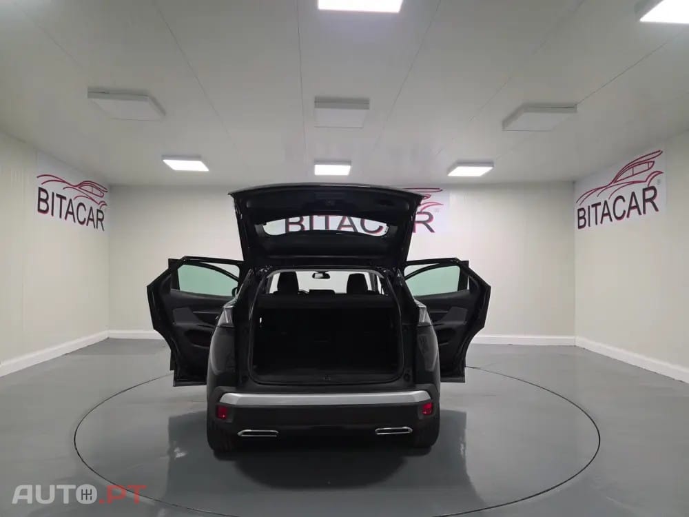 Peugeot 3008 1.5 BlueHDi Style