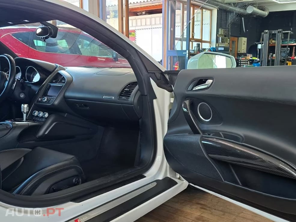 Audi R8 4.2 FSI quattro R tronic