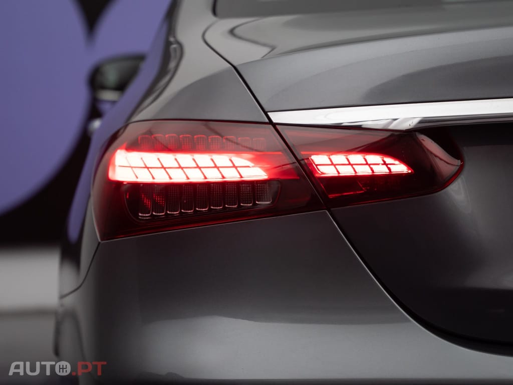 Mercedes-Benz E 300 de AMG Line