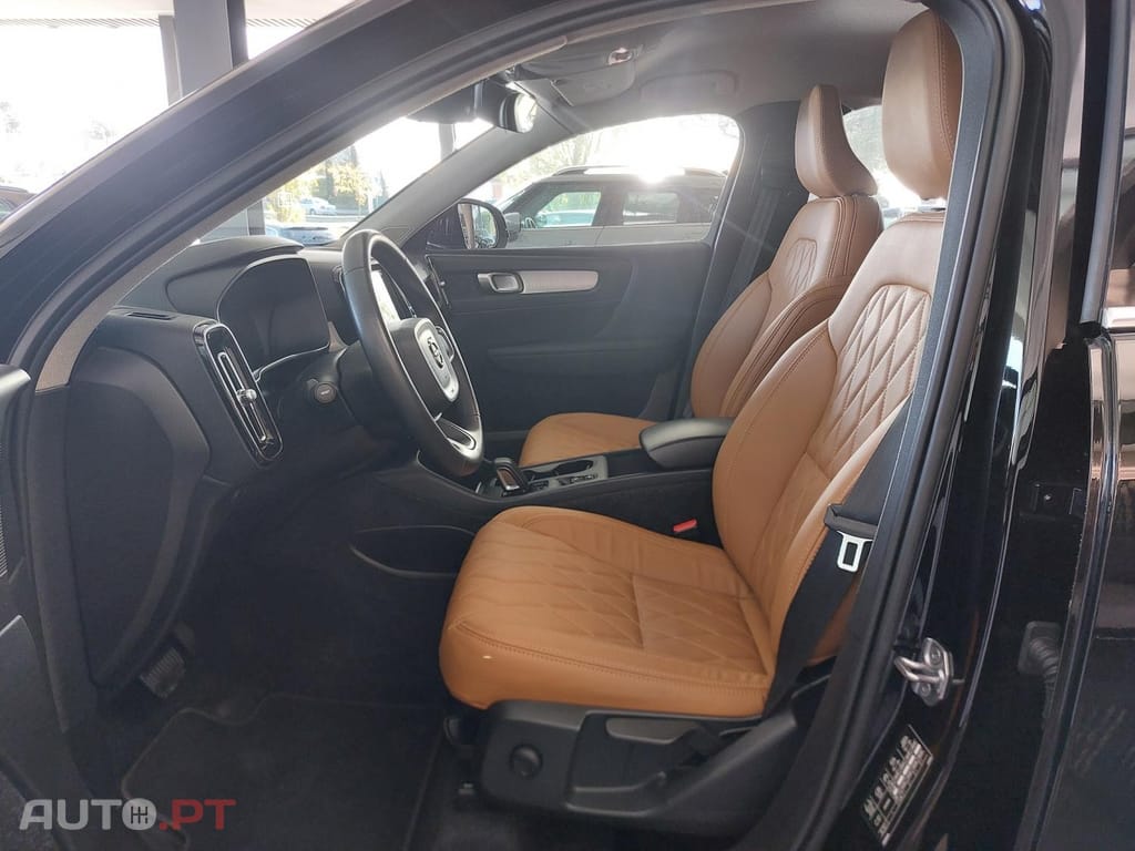 Volvo XC40 1.5 T4 PHEV Inscription Expression