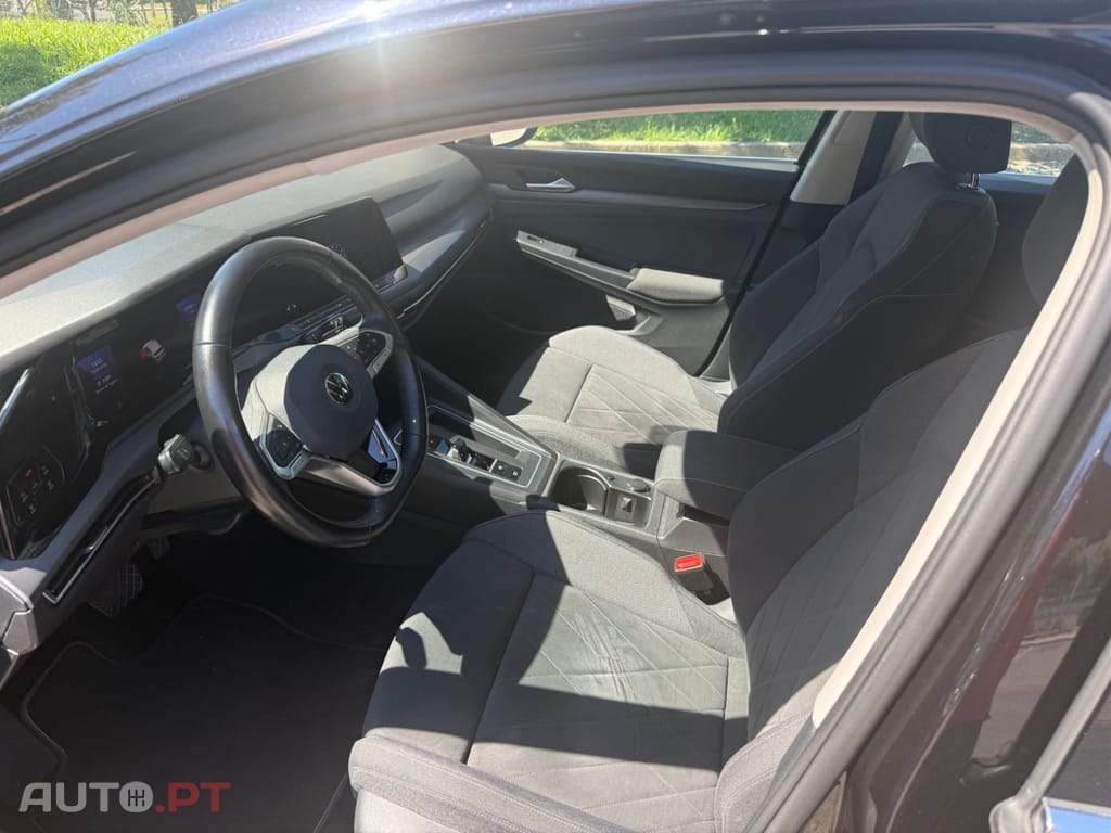Volkswagen Golf 2.0 TDI Style DSG — fotografia 9