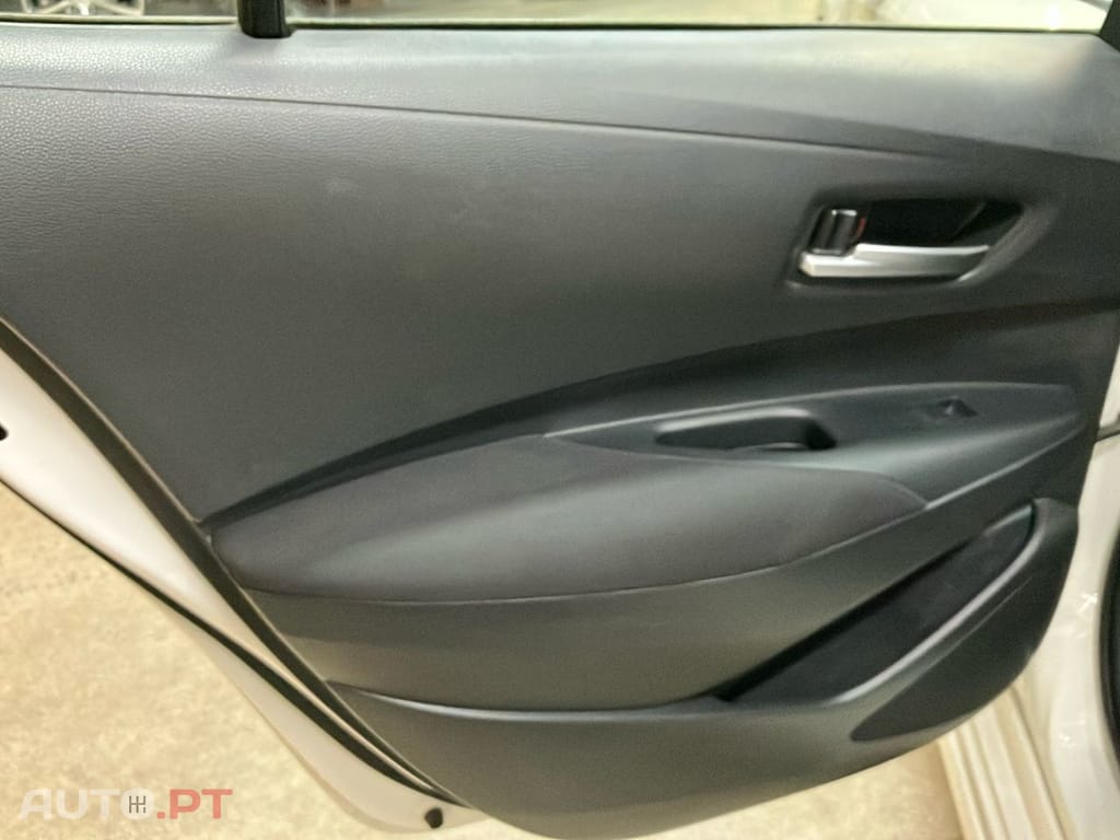Toyota Corolla 1.5 VVT COMFORT