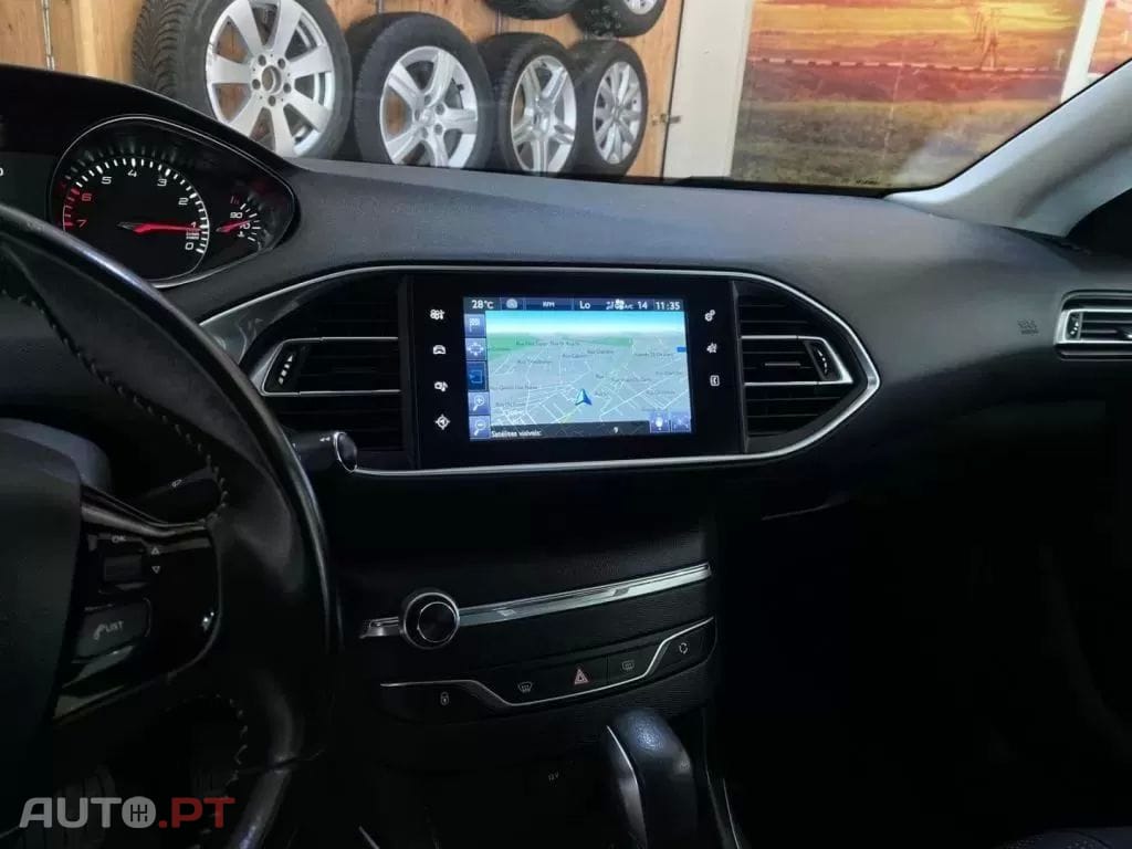 Peugeot 308 1.2 PureTech Style