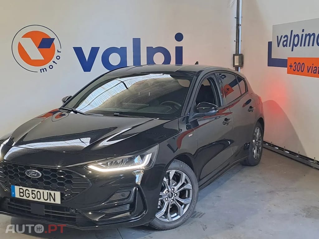 Ford Focus 1.0 EcoBoost MHEV ST-Line