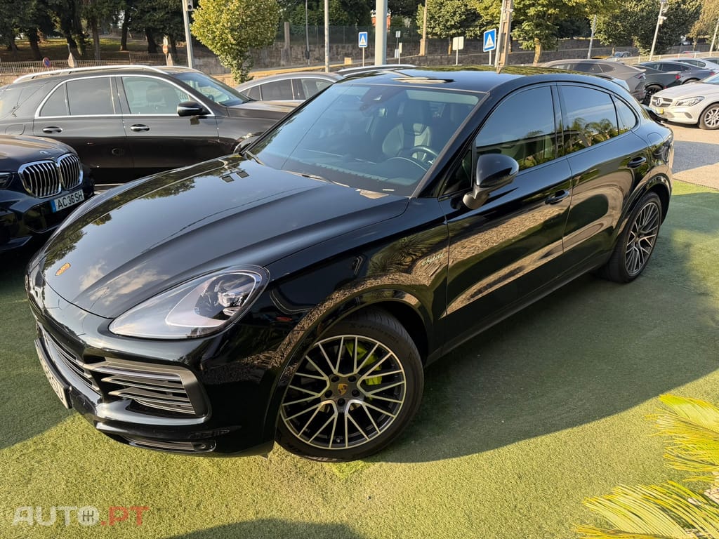 Porsche Cayenne E-Hybrid Tiptronic S