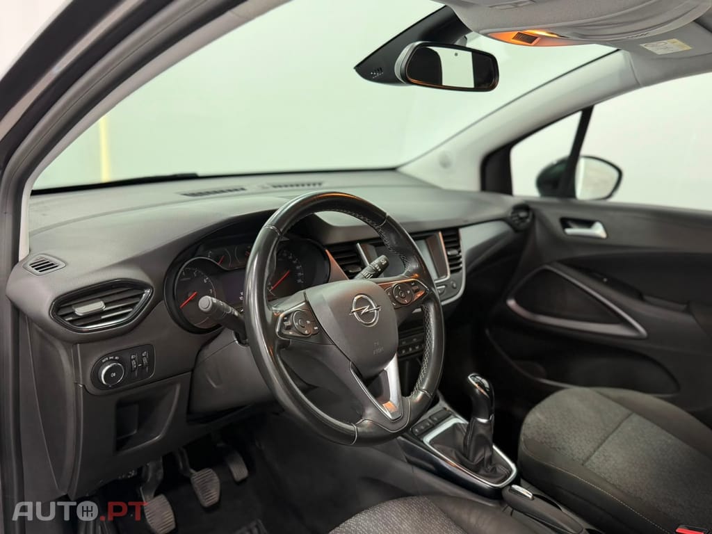 Opel Crossland 1.2 Business Edition