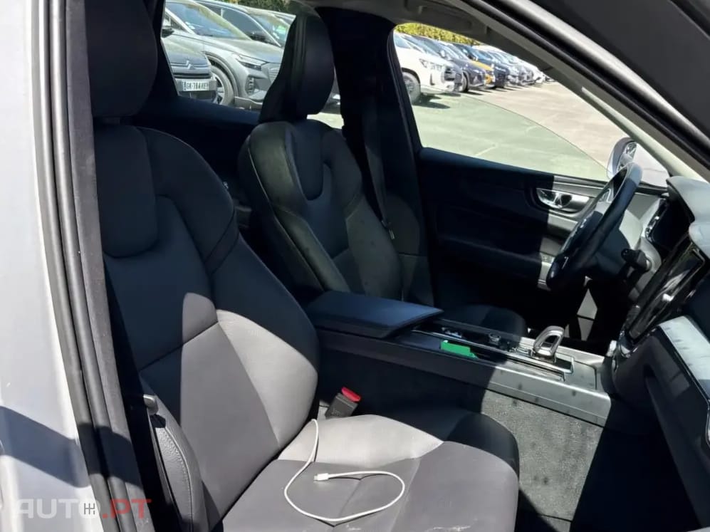 Volvo XC60 2.0 T6 PHEV Inscription AWD