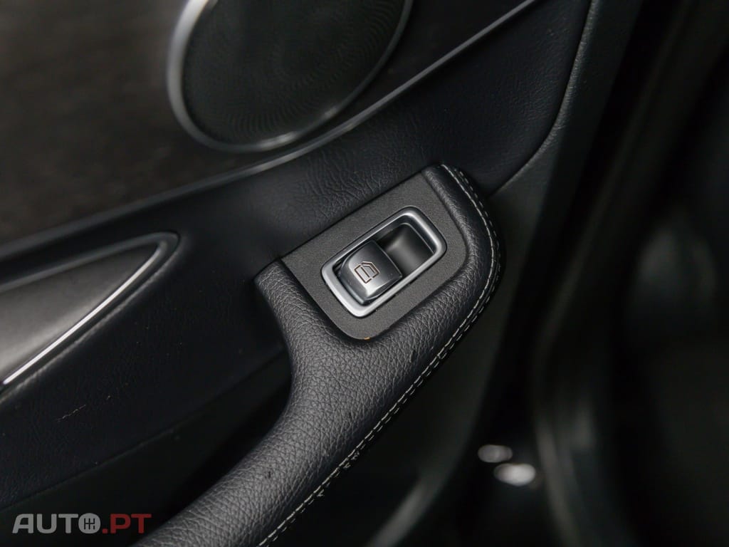Mercedes-Benz C 300 de AMG Line