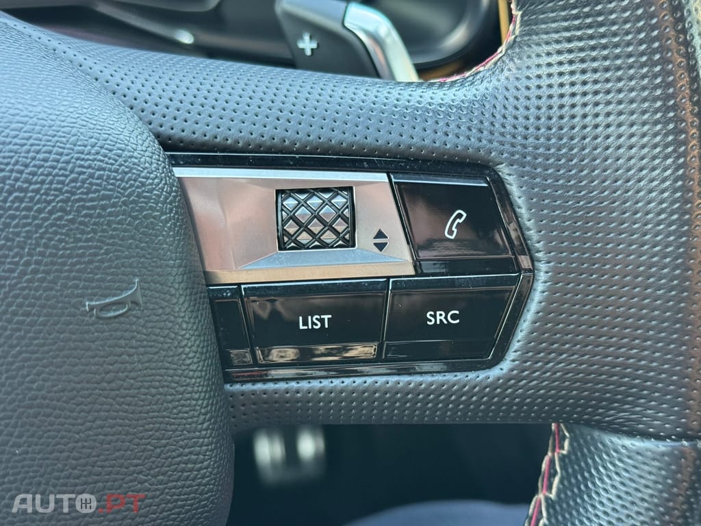 DS DS7 Crossback E-Tense Performance Line EAT8