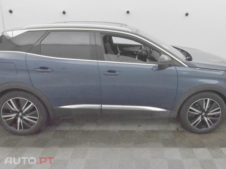 Peugeot 3008 1.6 Hybrid4 300 GT Pack