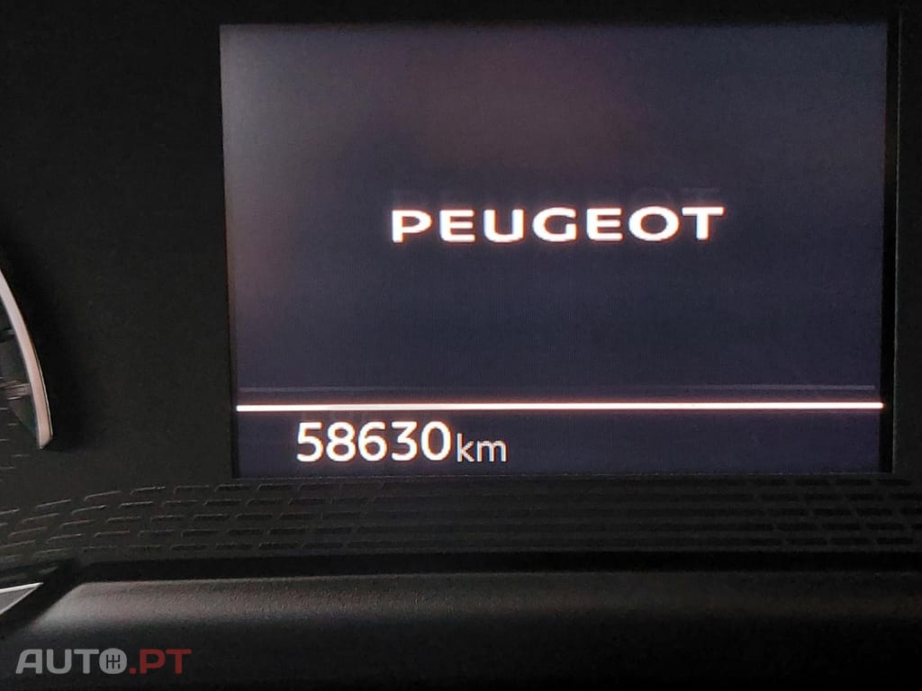 Peugeot 2008 1.5 BlueHDi Active Pack