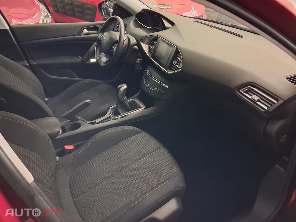 Peugeot 308 1.2 PureTech Style