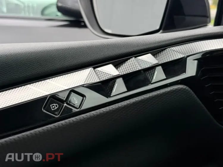 DS DS4 E-Tense Trocadero EAT8