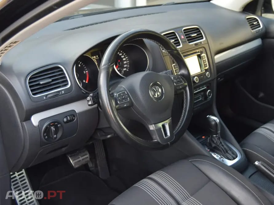 Volkswagen Golf Variant 2.0 TDi Highline DSG