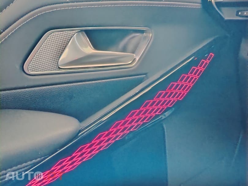 DS DS7 Crossback 300 cv 4x4  Eat8 E-Tense Hybrid RIVOLI 1 DONO