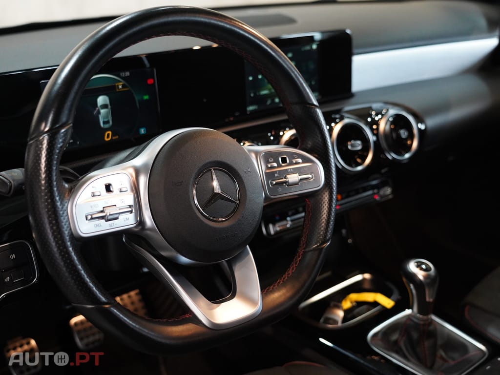 Mercedes-Benz A 180 d AMG Line