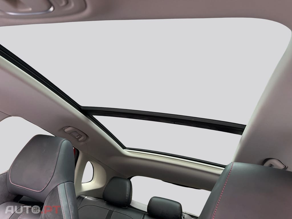 MG EHS PHEV Hybrid Luxury