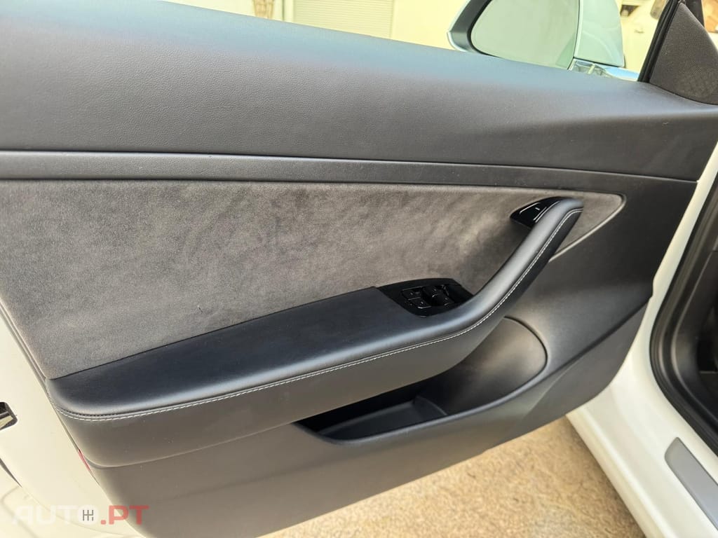 Tesla Model 3 Standard RWD Plus