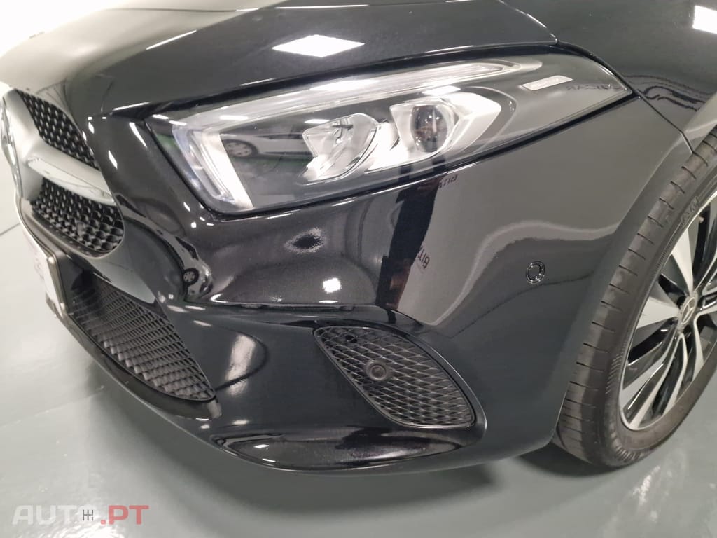 Mercedes-Benz A 250 E STYLE PLUS Hibrido Plug-In