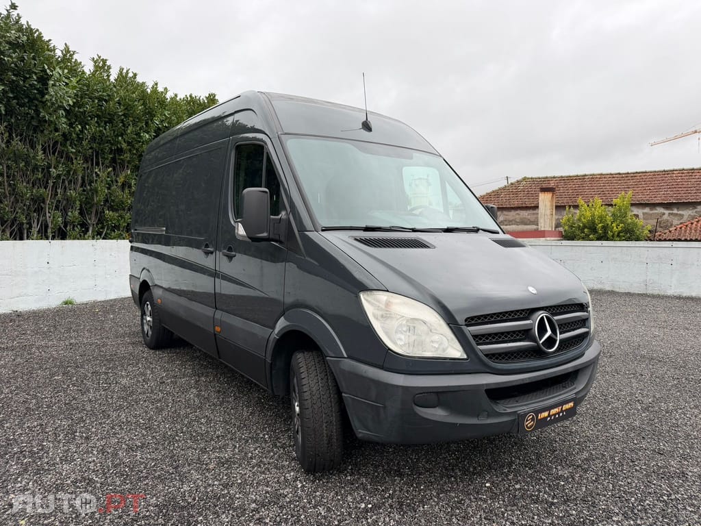 Mercedes-Benz Sprinter 213 CDI/32
