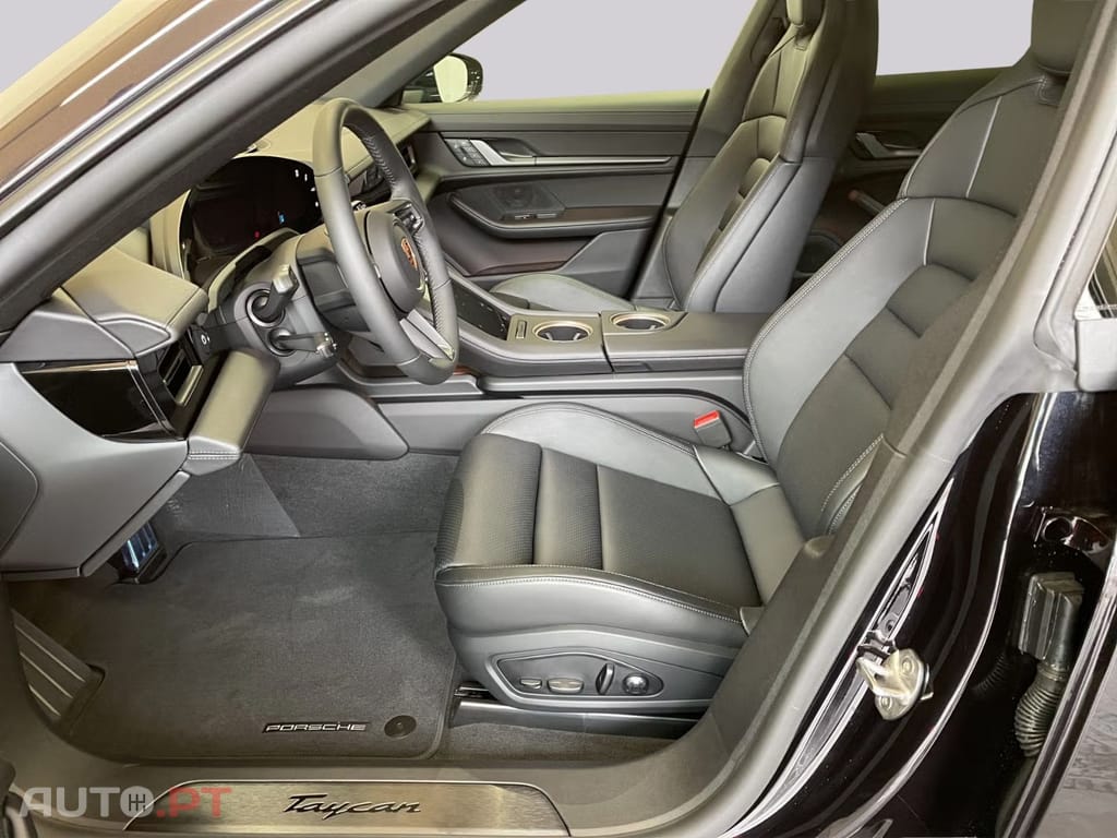 Porsche Taycan I.V.A DEDUTIVEL