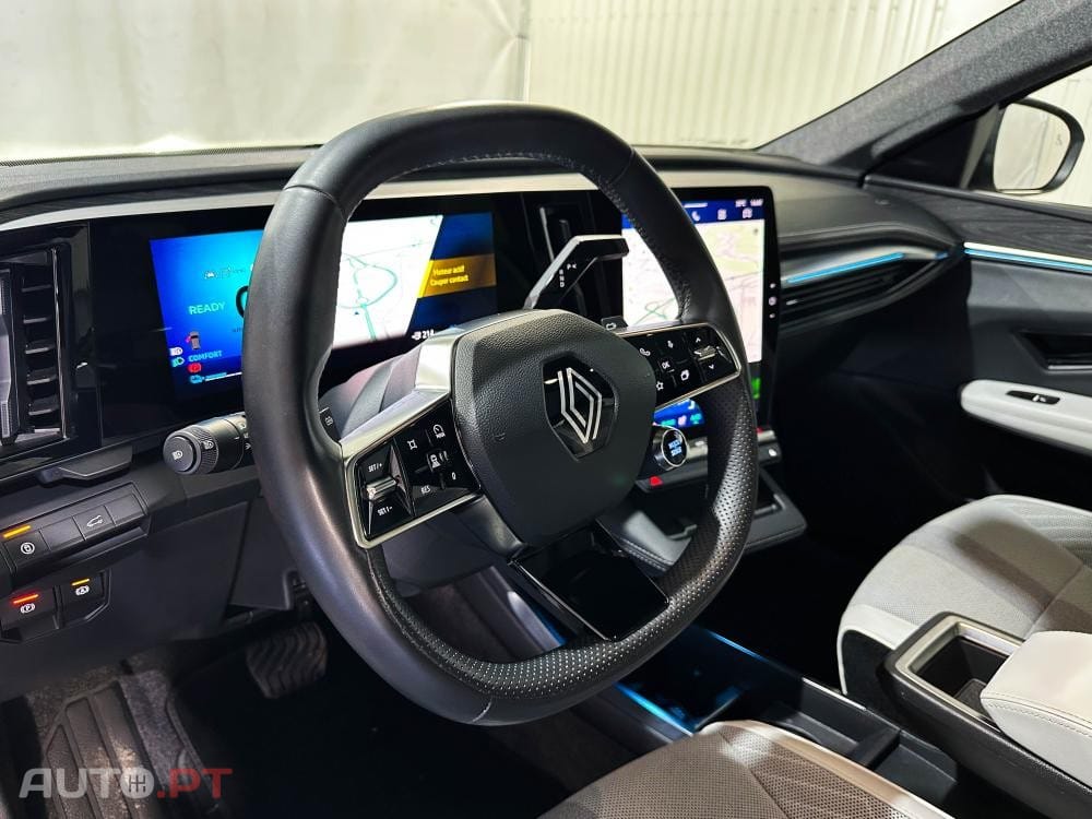 Renault Scénic 220 Long Range Techno