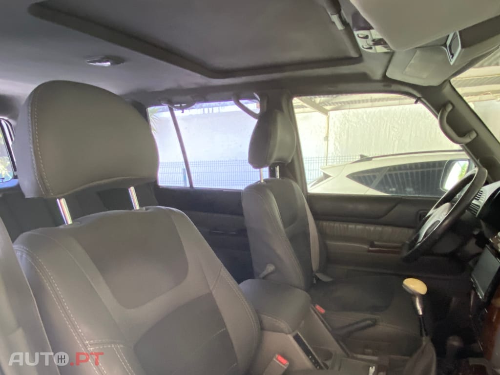 Nissan Patrol 2.8 td gr se (y61)