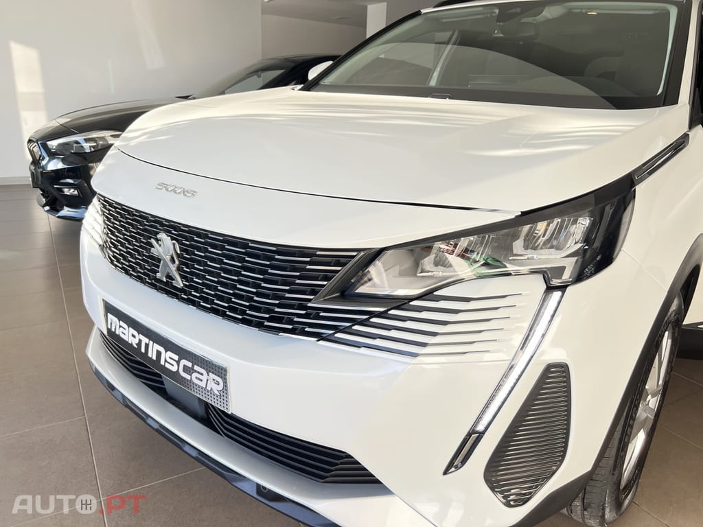 Peugeot 5008 1.2 PureTech Allure Pack EAT8