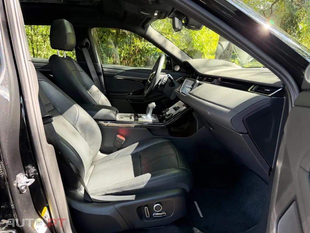 Land Rover Evoque 1.5 P160 Dynamic SE Auto