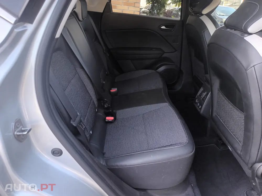 Renault Captur 1.0 TCe Techno Bi-Fuel