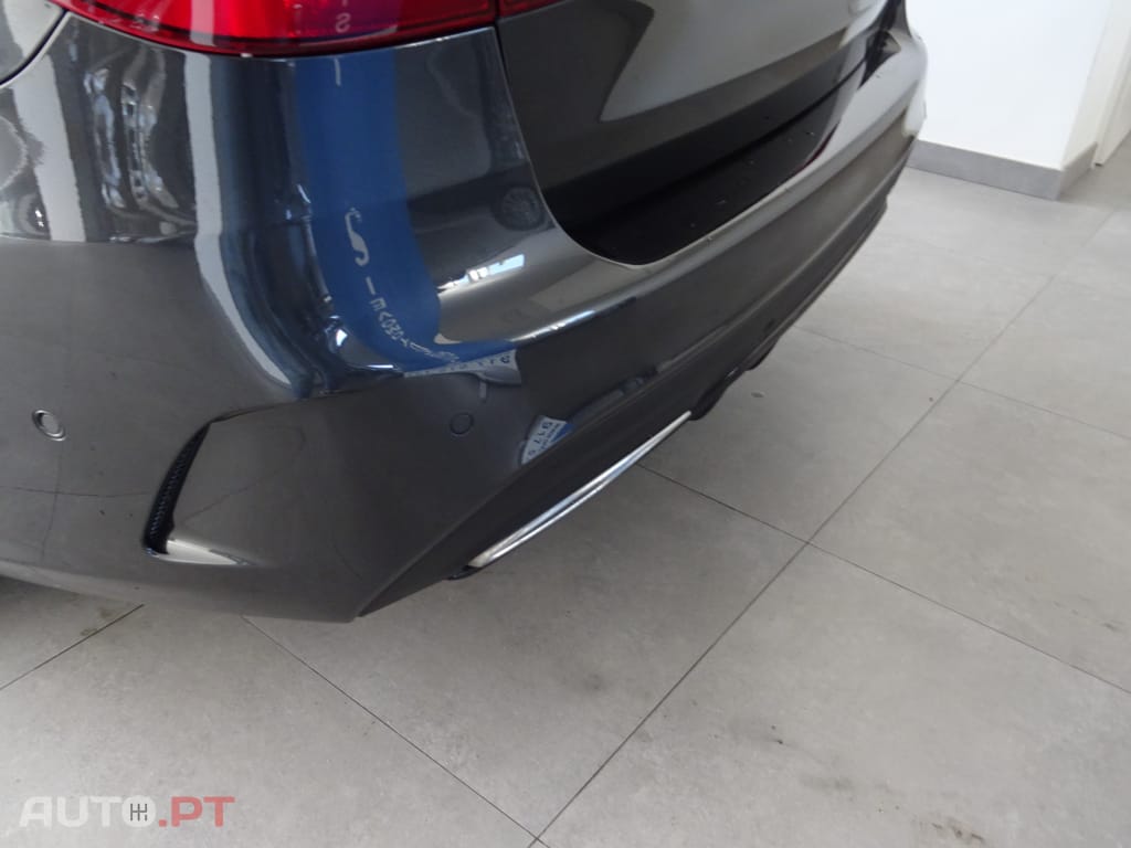 Mercedes-Benz C 300 de AMG Line