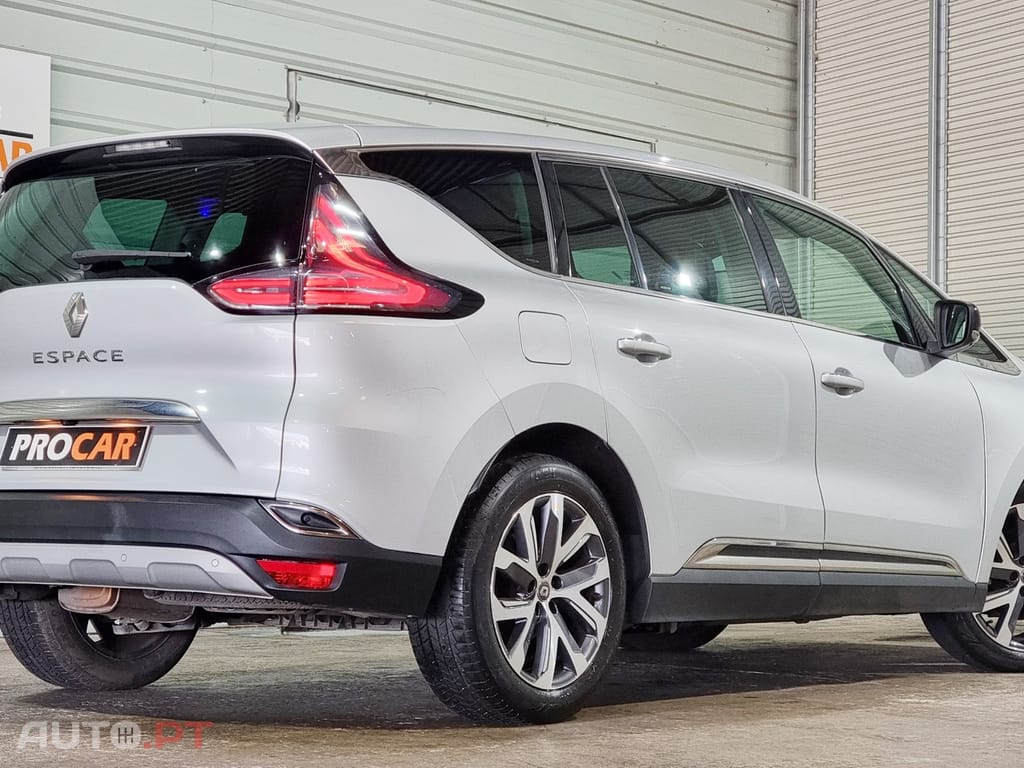 Renault Espace 1.6 dCi Initiale Paris EDC