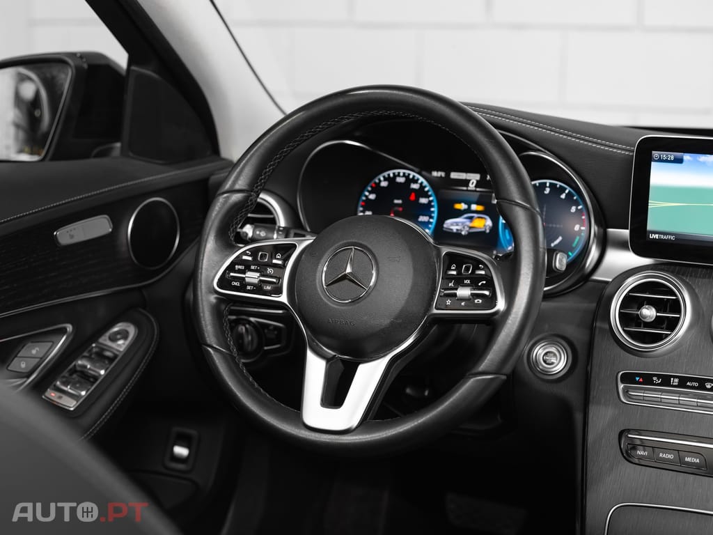 Mercedes-Benz C 300 de AMG Line