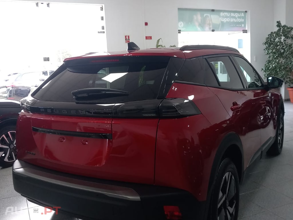 Peugeot 2008 Allure 1.2 PURETECH 100 CV