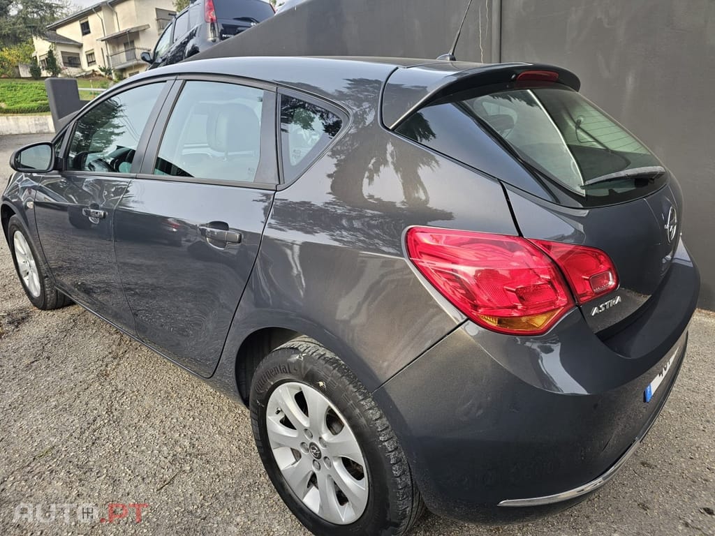 Opel Astra 1.3 CDTi Selection S/S