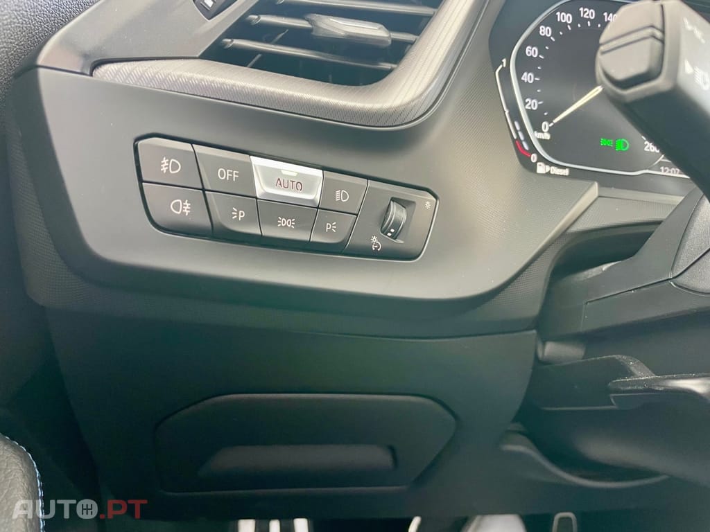 BMW 116 d Pack Desportivo M Auto