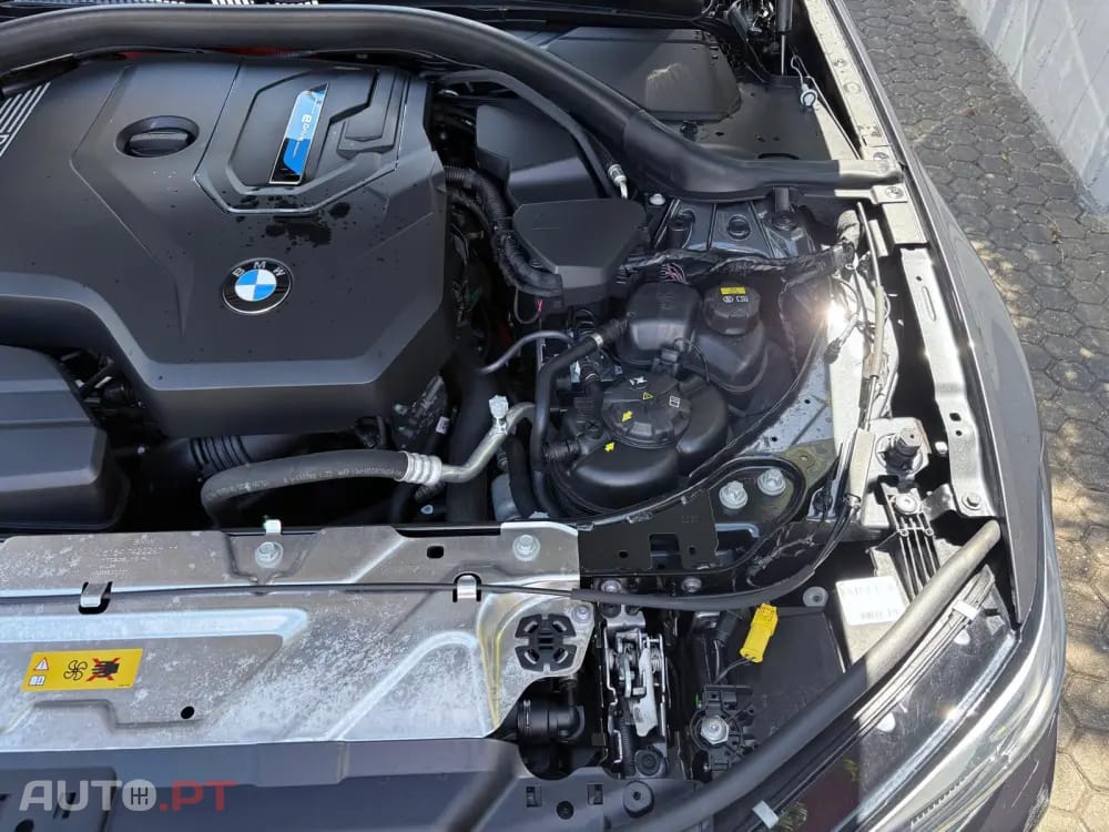 BMW 330 e Corporate Edition Auto