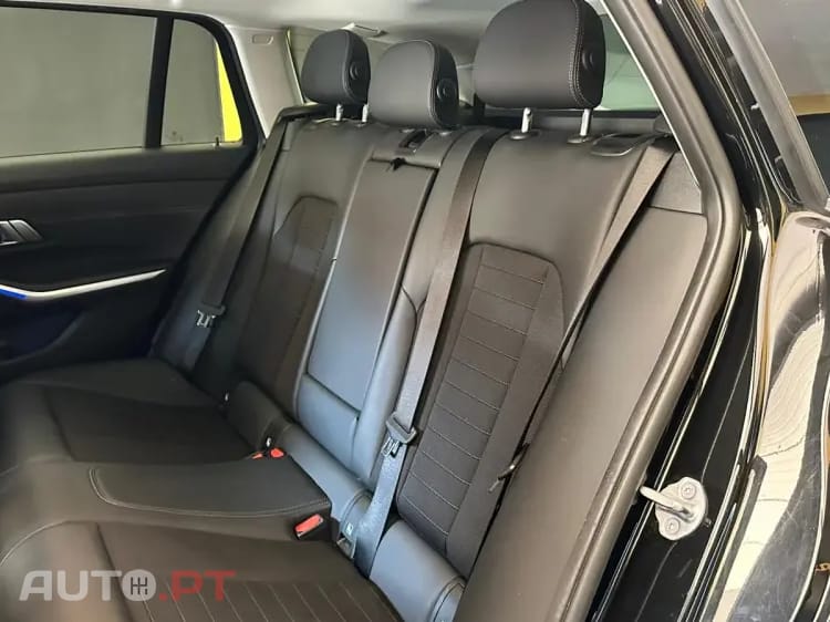 BMW 318 318 d Touring Auto sport