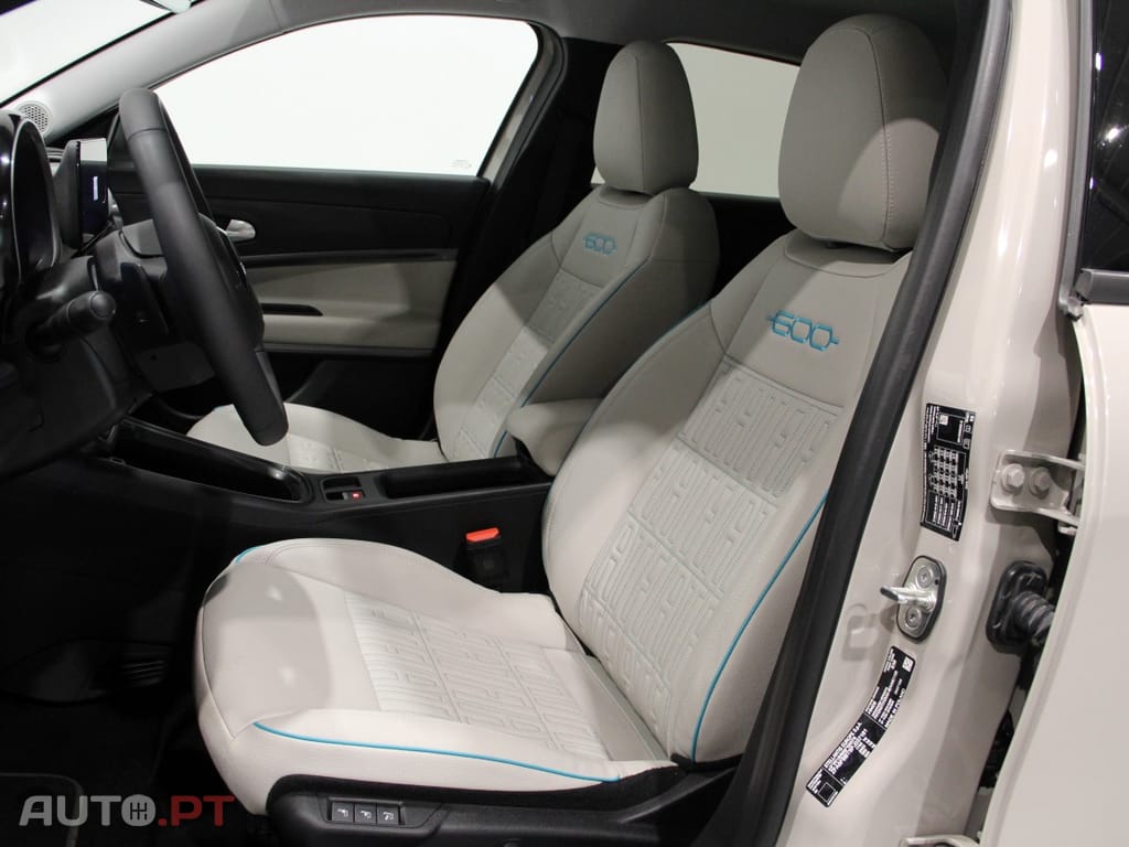 Fiat 600 1.2 Hybrid La Prima DCT