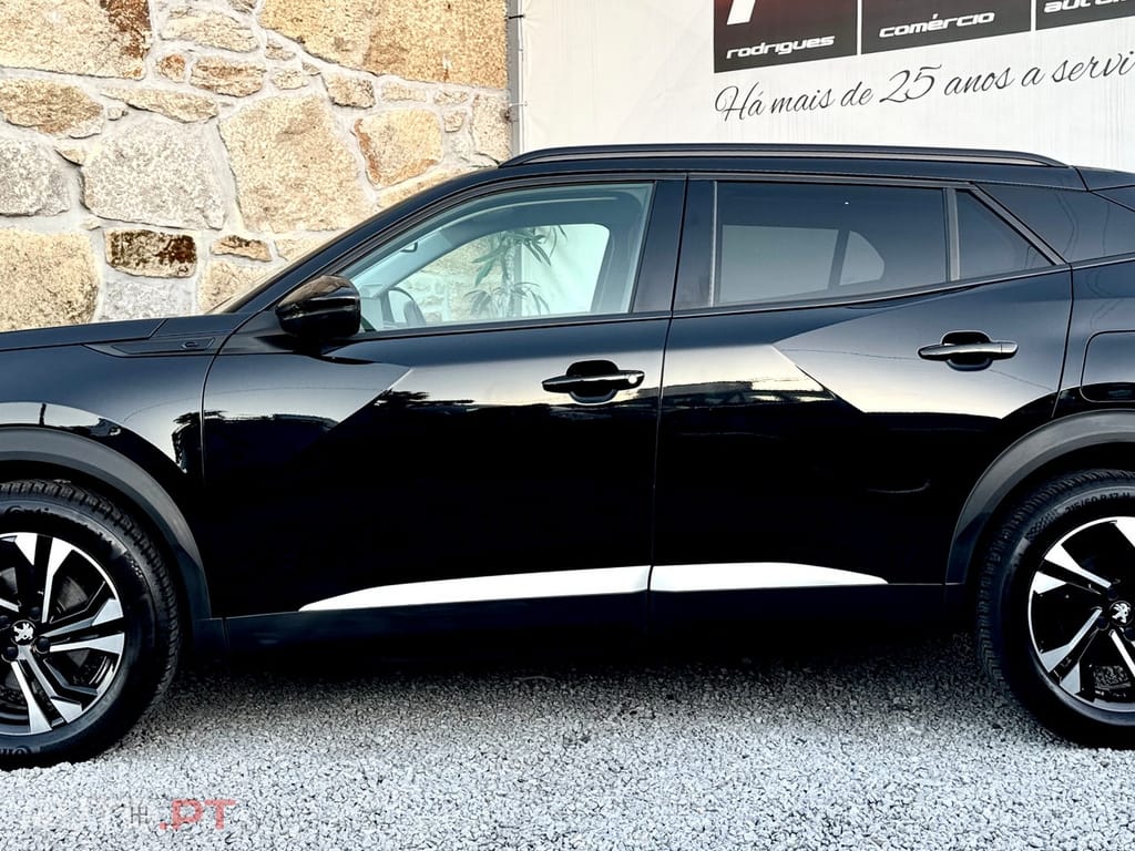 Peugeot E-2008 50 kWh Allure Pack - IVA Dedutivel !!!